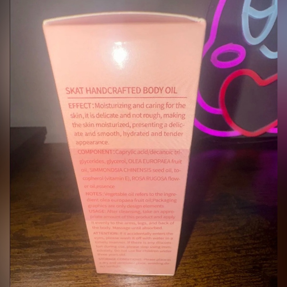 Adidas Pink Product Packaging - Picture 3 of 3